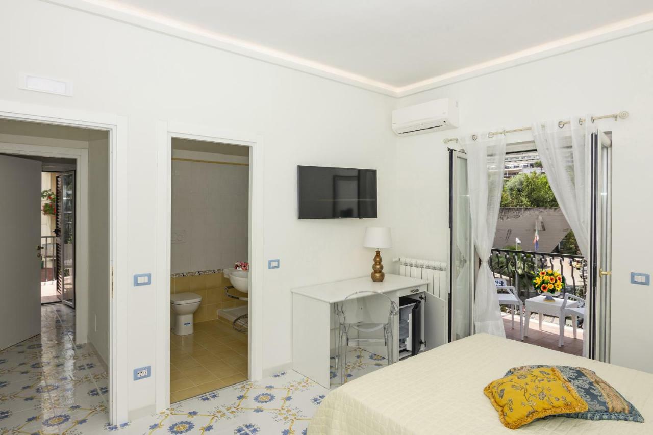 Ambra Sorrento Suites Short Rent Exterior foto